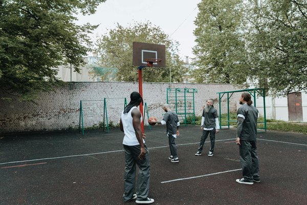 Exploring the Influence of Fan Engagement on Football Team Success: Strategies for Clubs to Boost Support