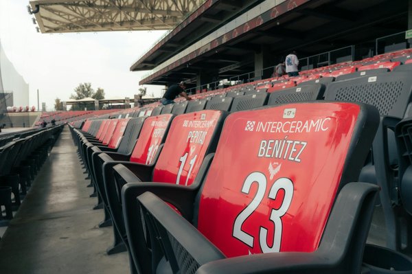 Unveiling how different sport bike tires influence handling in the uk"s wet weather